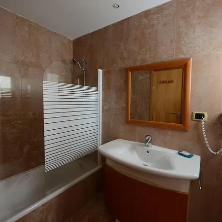 Apartament Edificio Gaviota 4 *